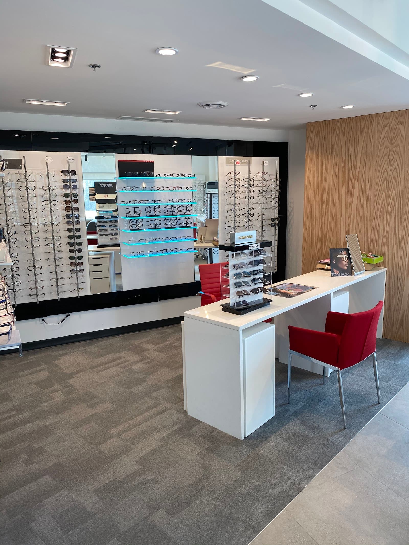 2Vision Eye Centre photo 2