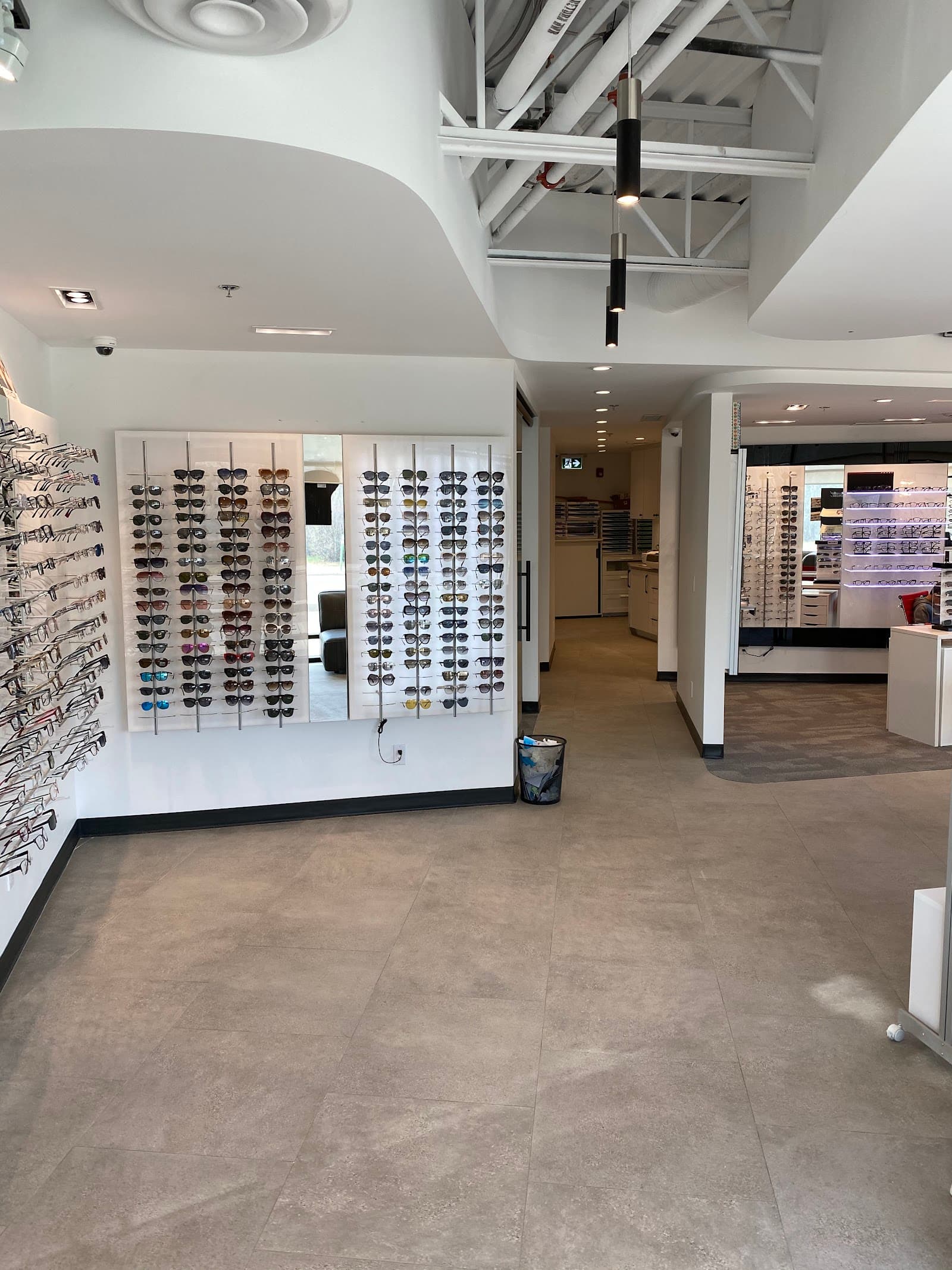 2Vision Eye Centre photo 3