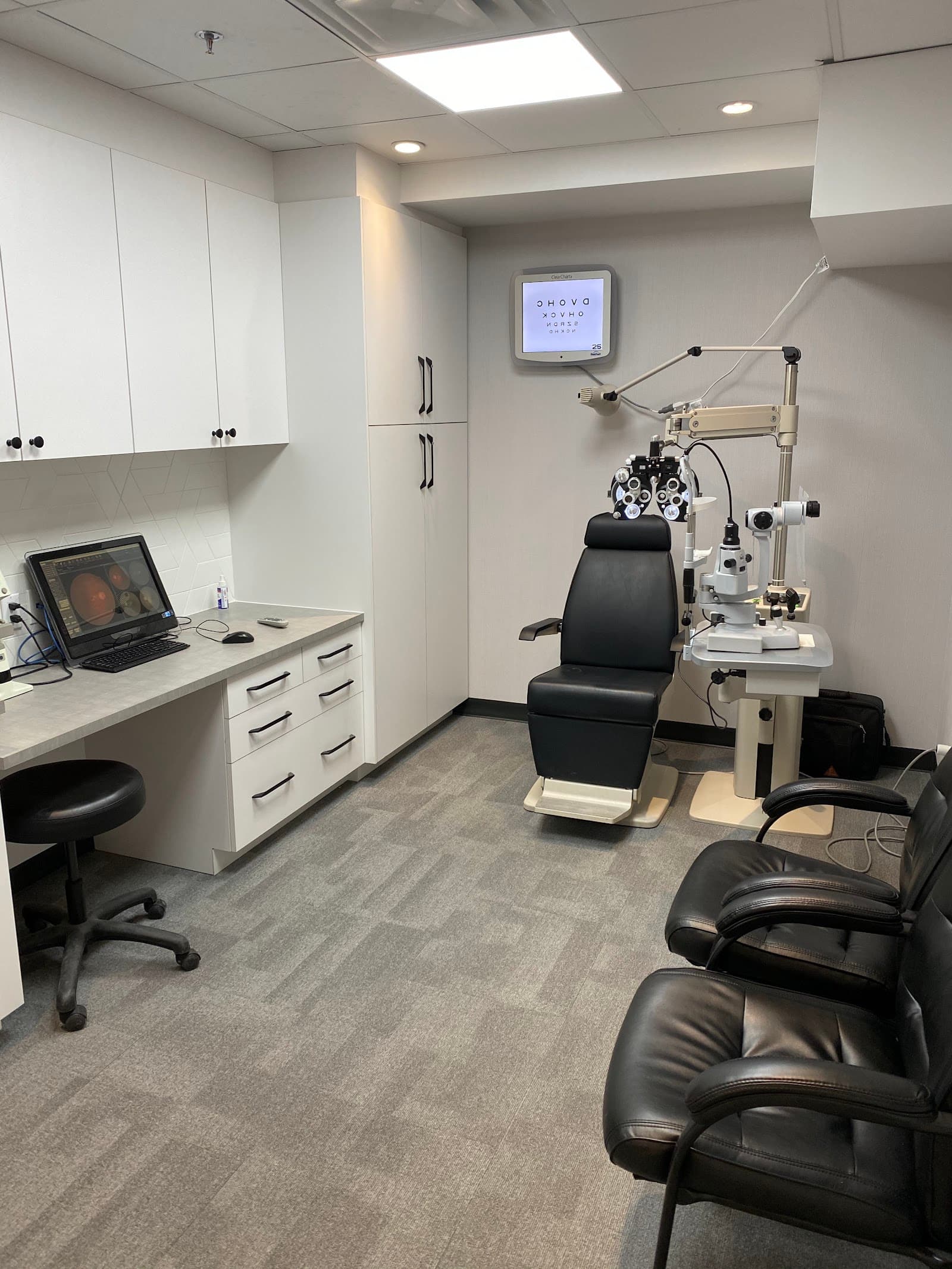 2Vision Eye Centre photo 4