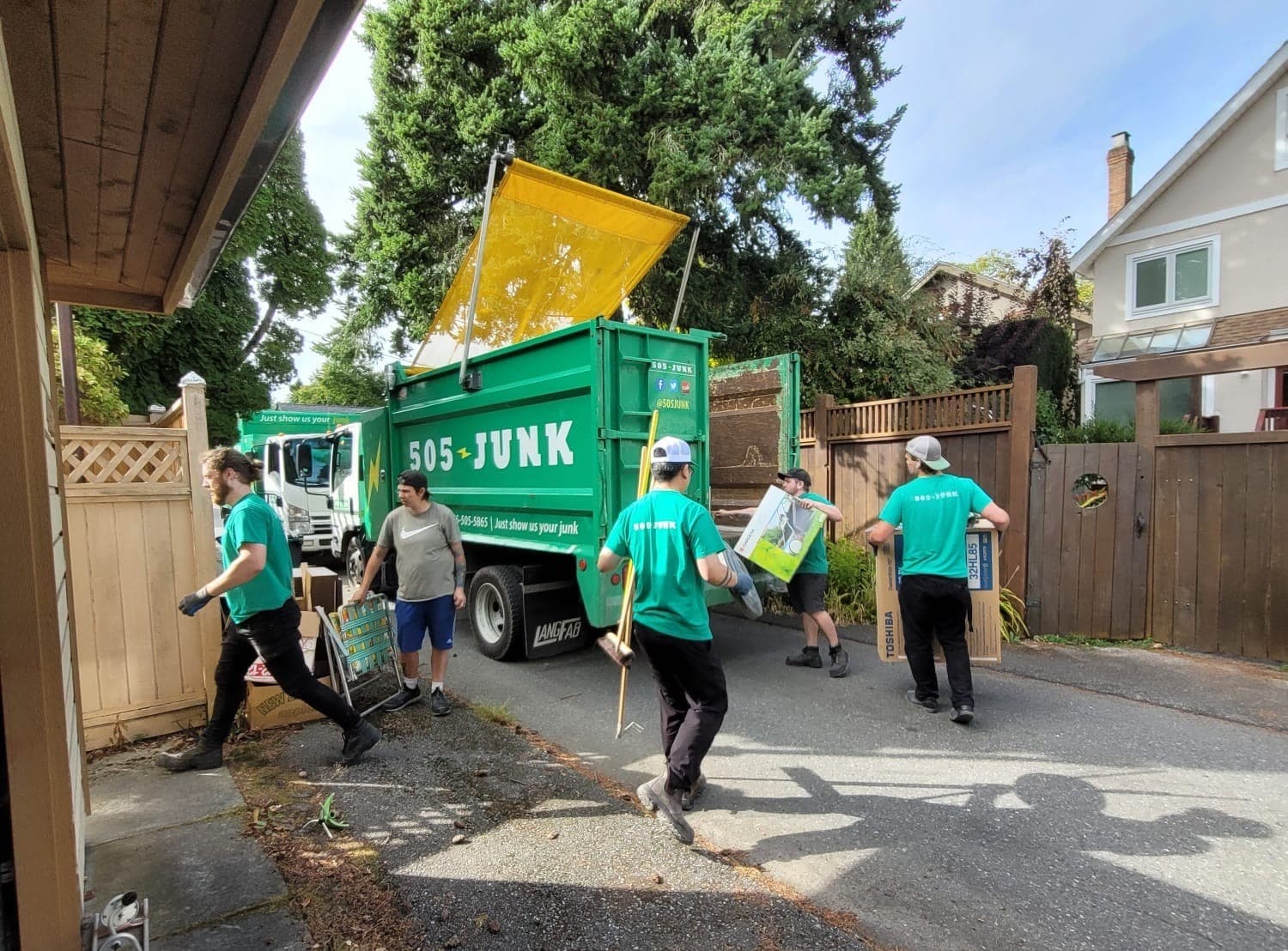 505-Junk, donations & junk removal in Vancouver, photo 3