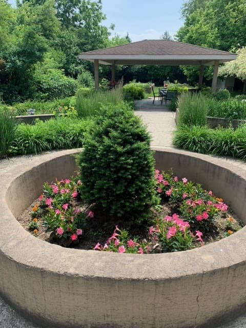 Abington Court Retirement Residence- Unicare Enterprises Inc photo 1 of 4