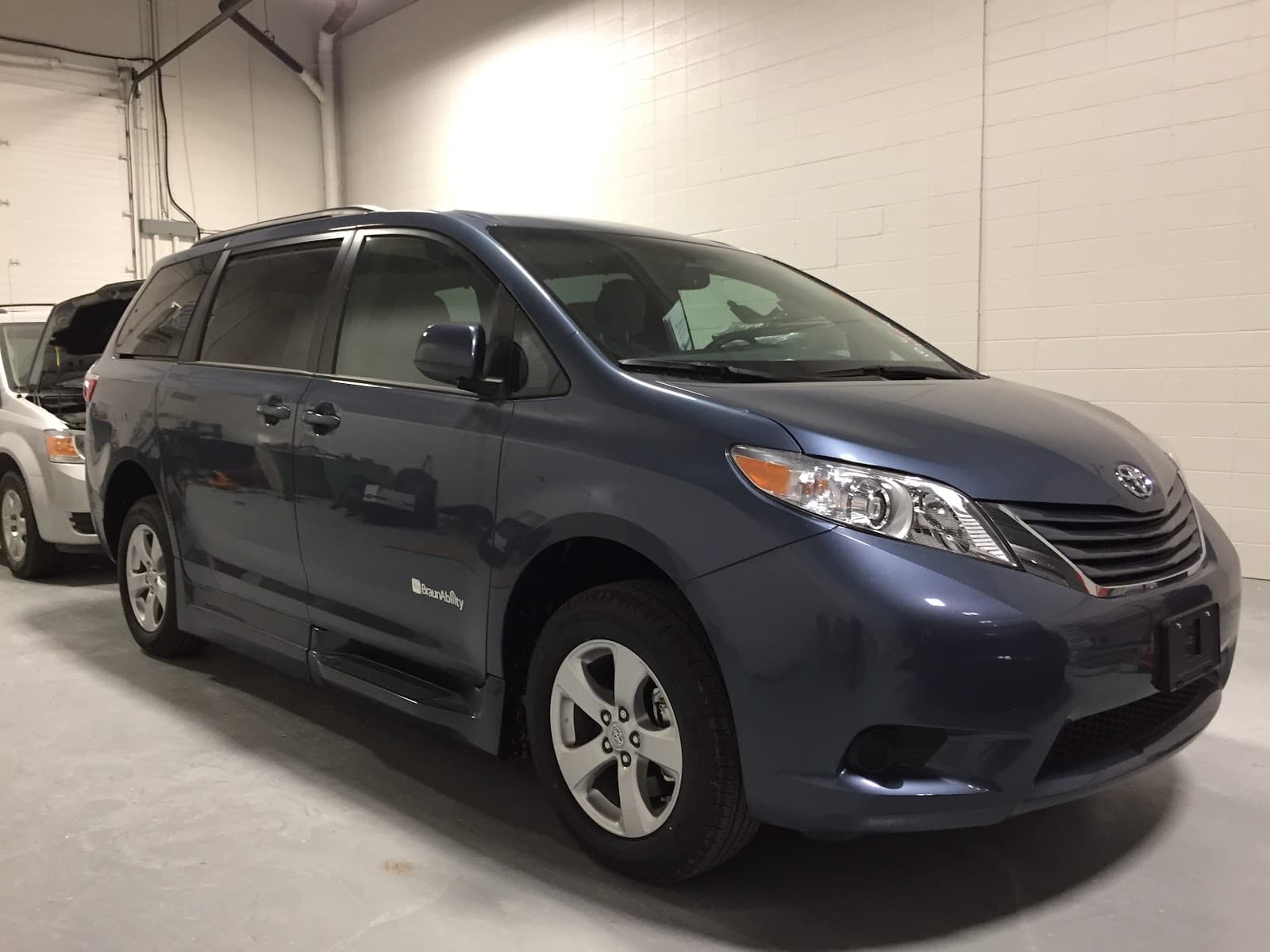 Accessible Vehicle Solutions Inc photo 2