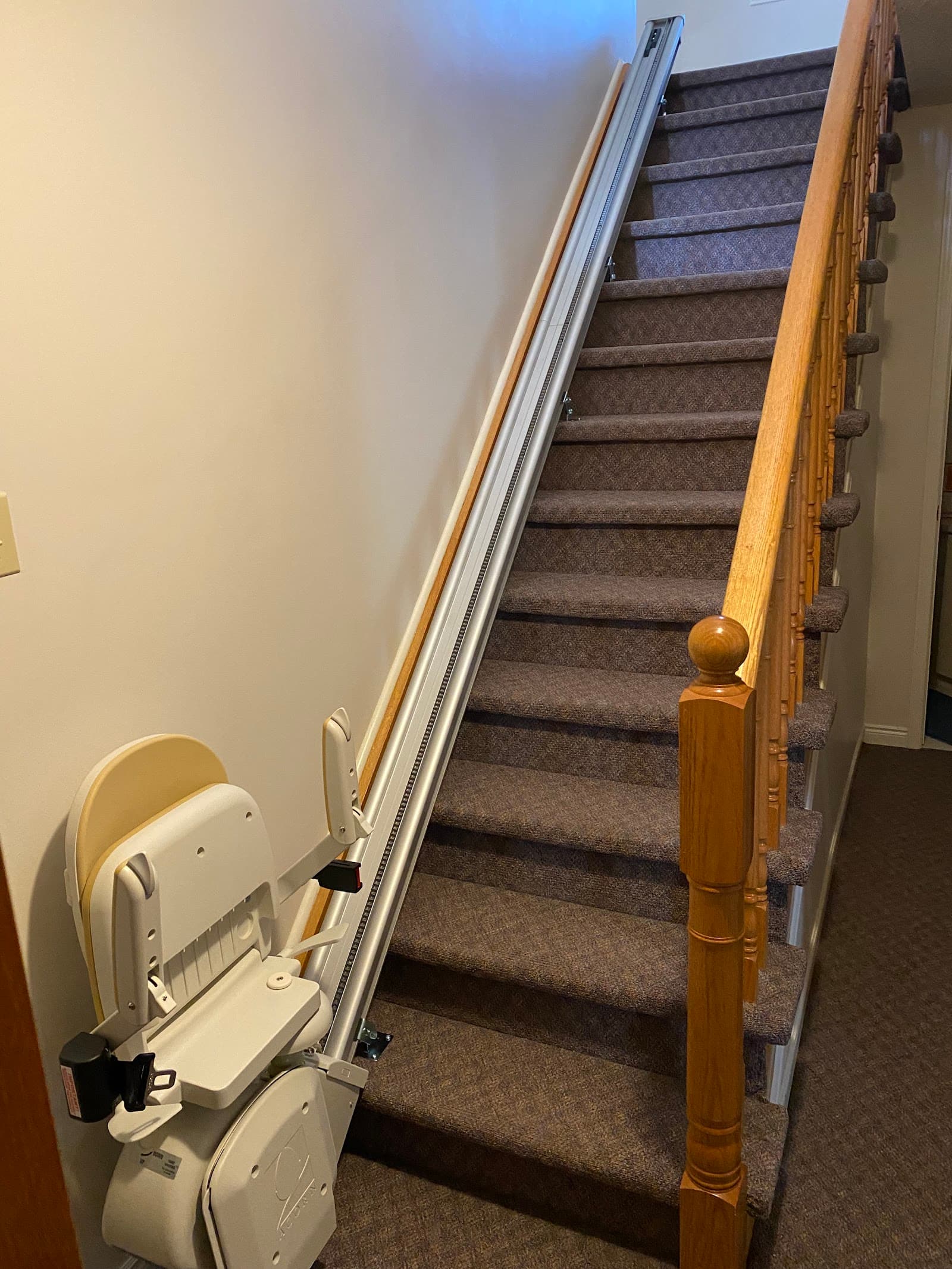 Acorn Stairlifts Canada Inc photo 5