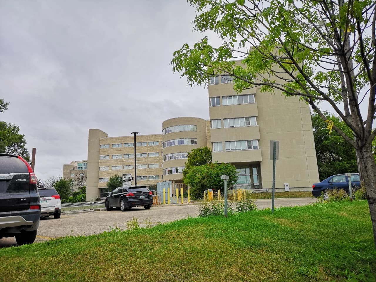 Actionmarguerite Saint-Boniface photo 1 of 4