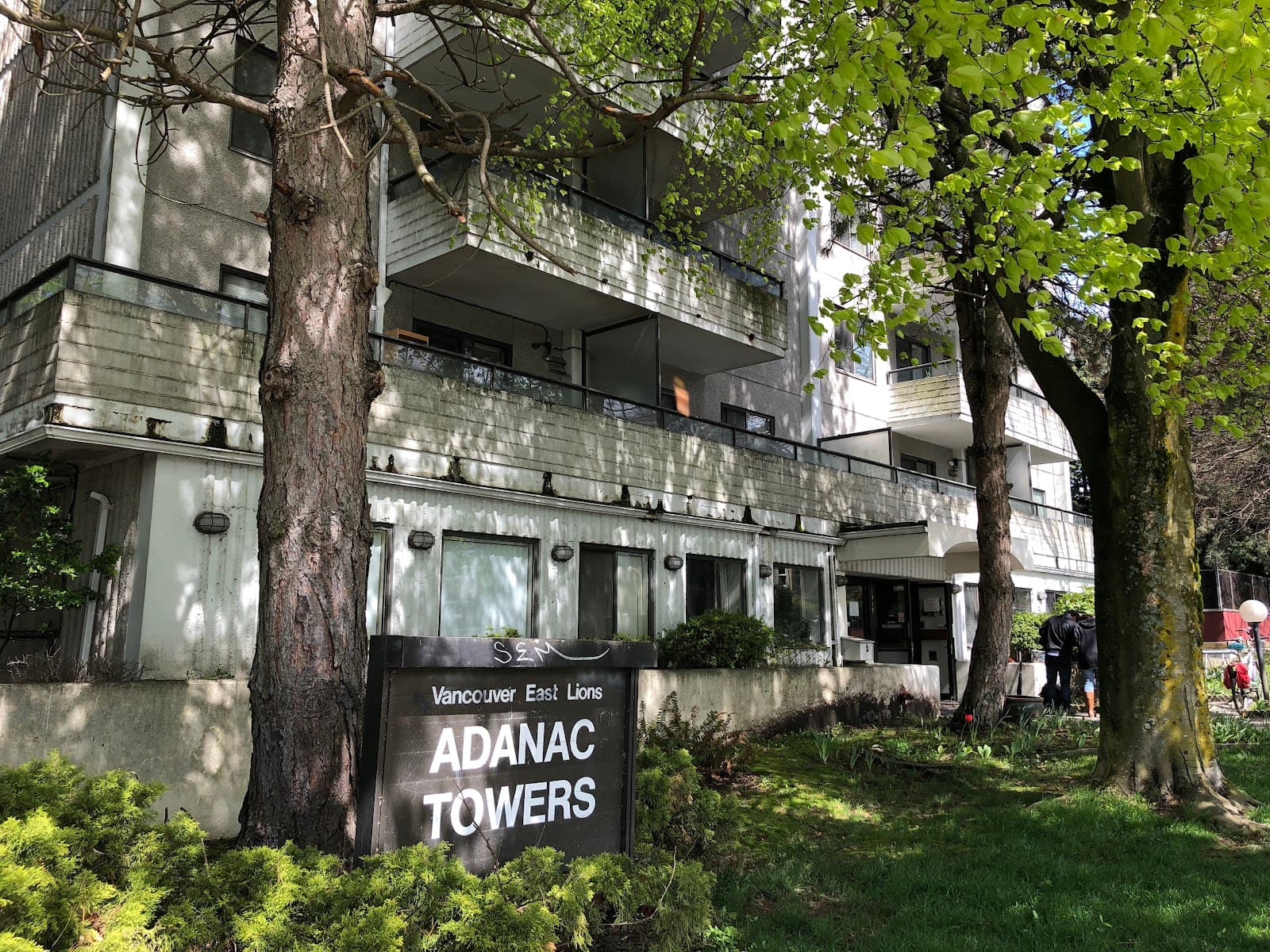 Adanac Towers photo 1 of 2