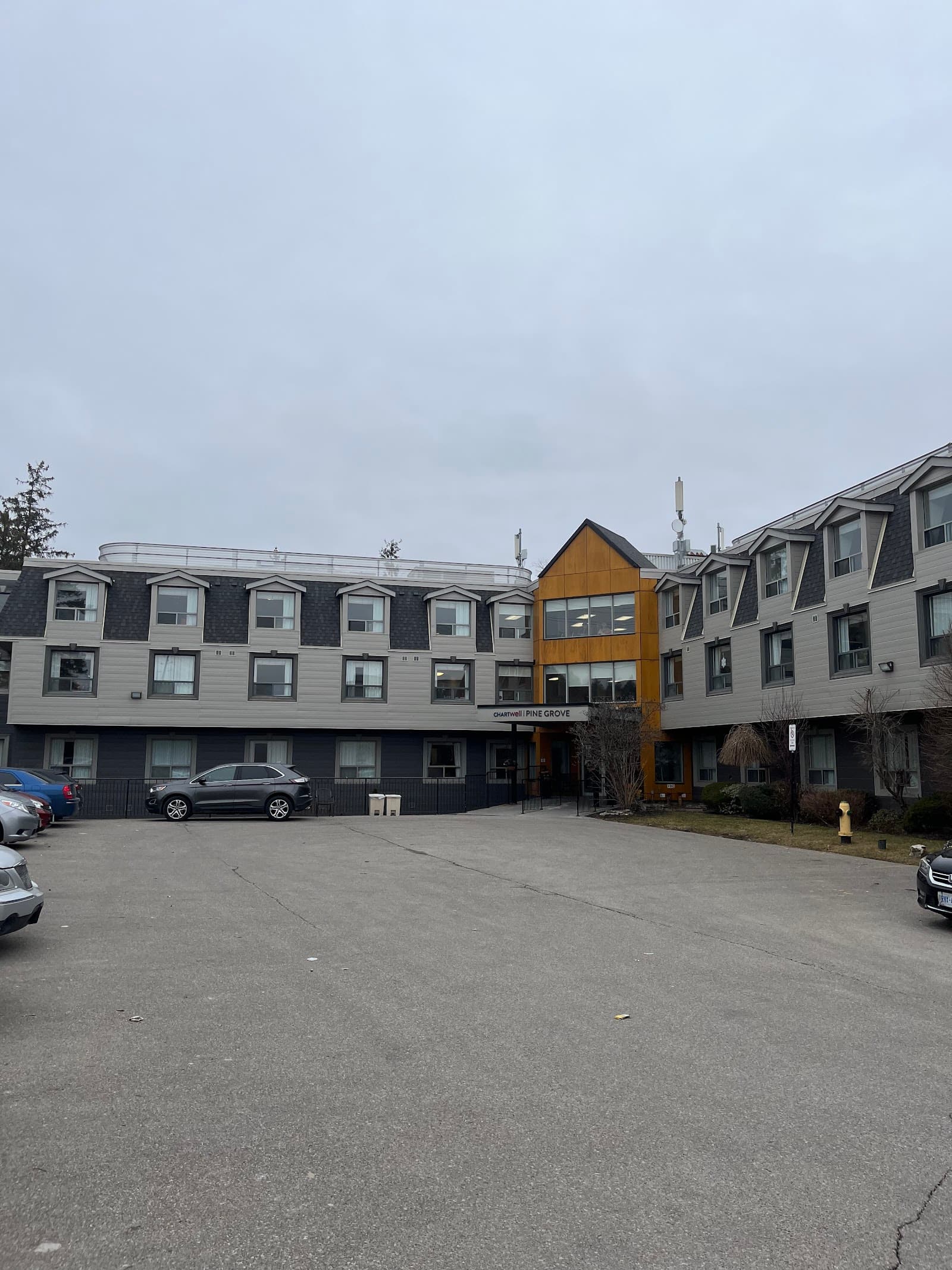 AgeCare Pine Grove Long-Term Care Residence photo 1