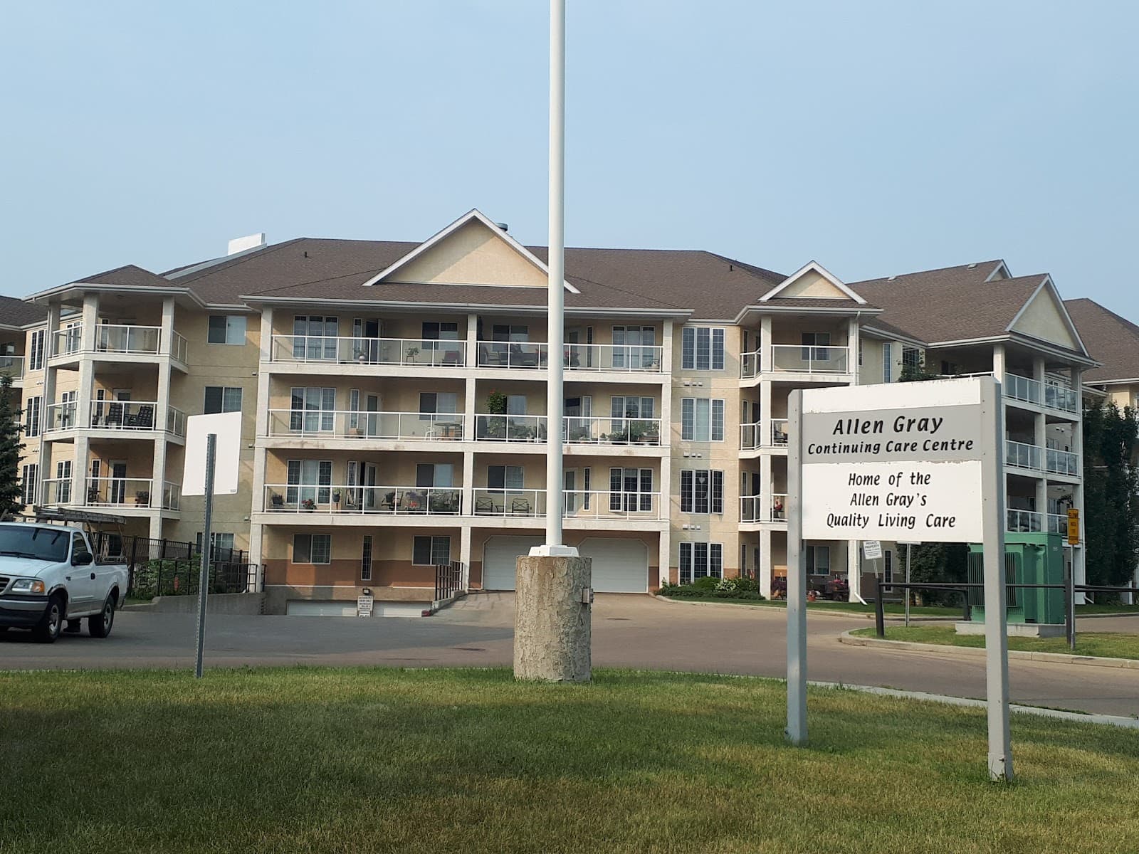 Allen Gray Continuing Care Centre photo 1