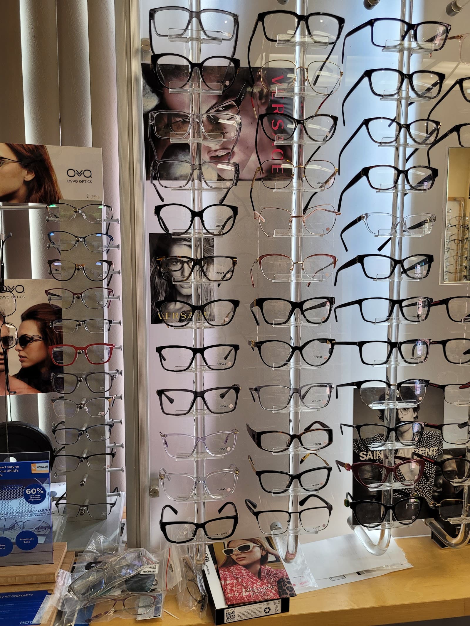 Amazing Optical photo 3