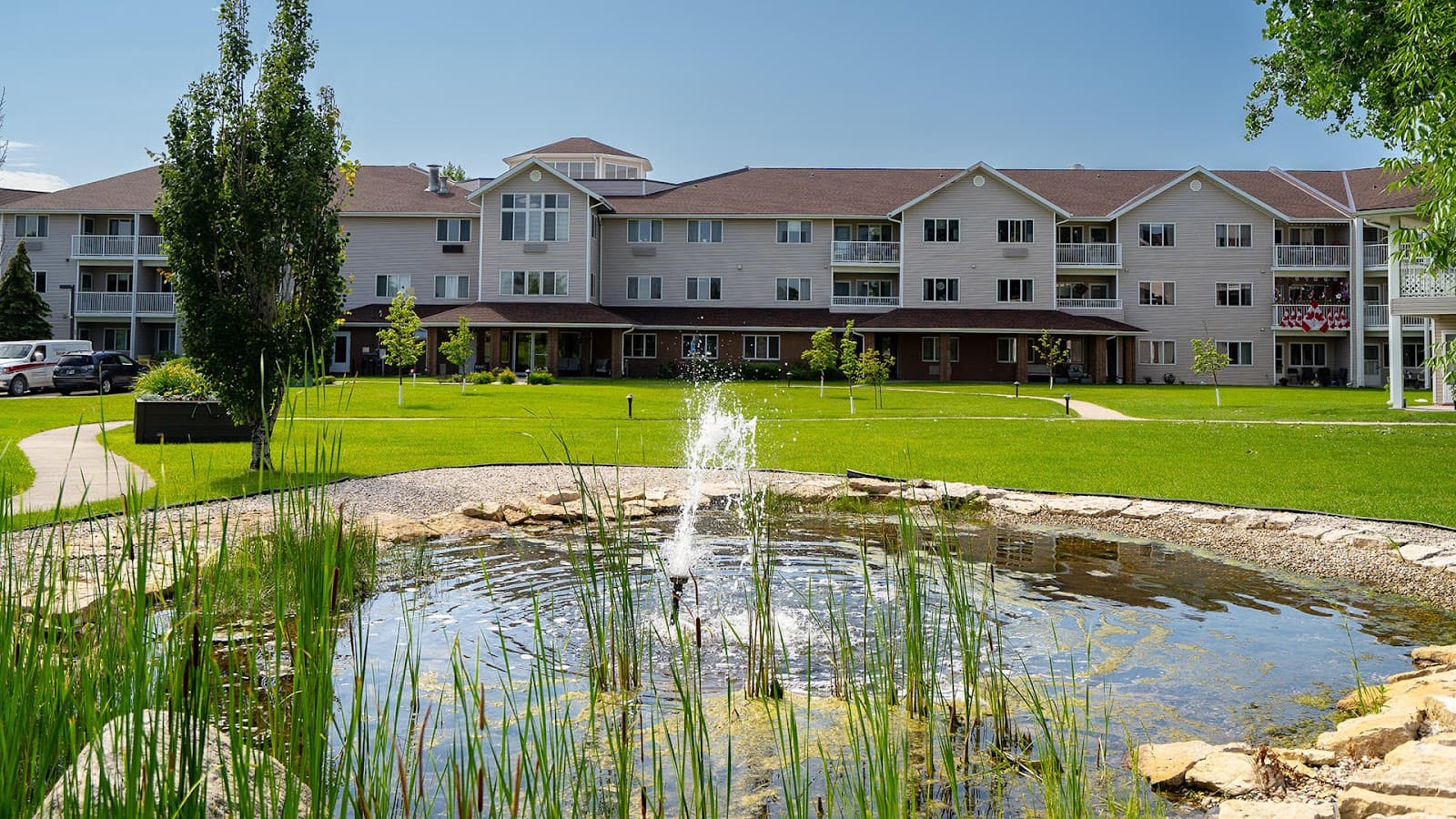 Amber Meadow photo 1