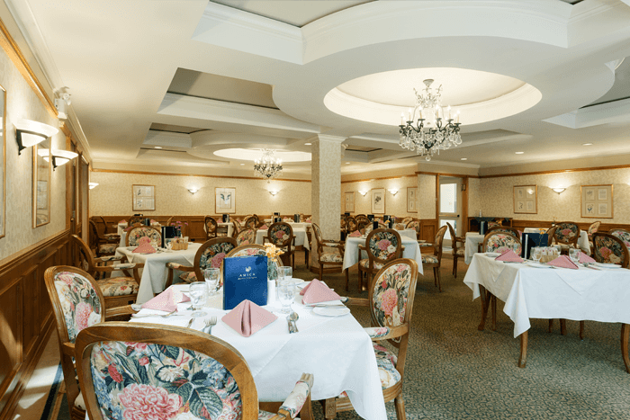 Amica Balmoral Club photo 3