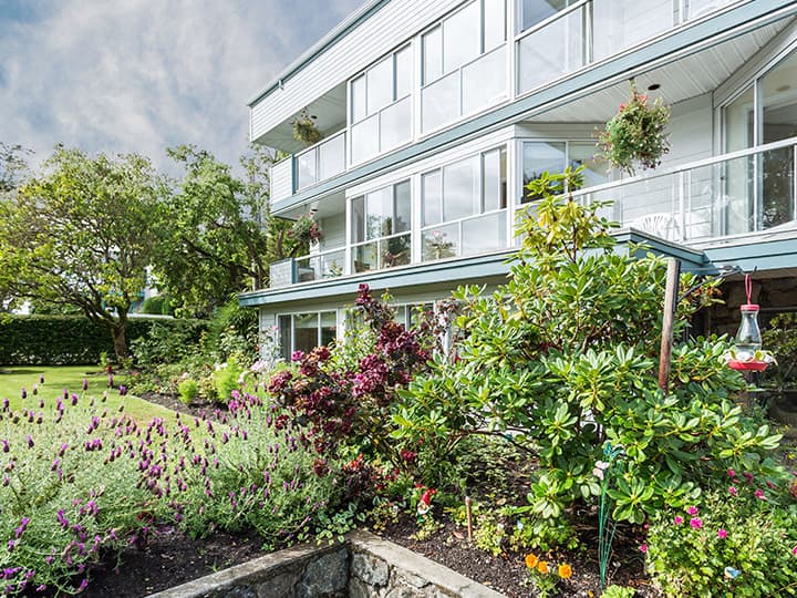 Amica Douglas House, retirement home in Victoria