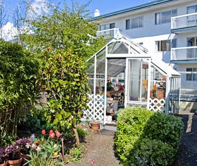 Amica Douglas House photo 2