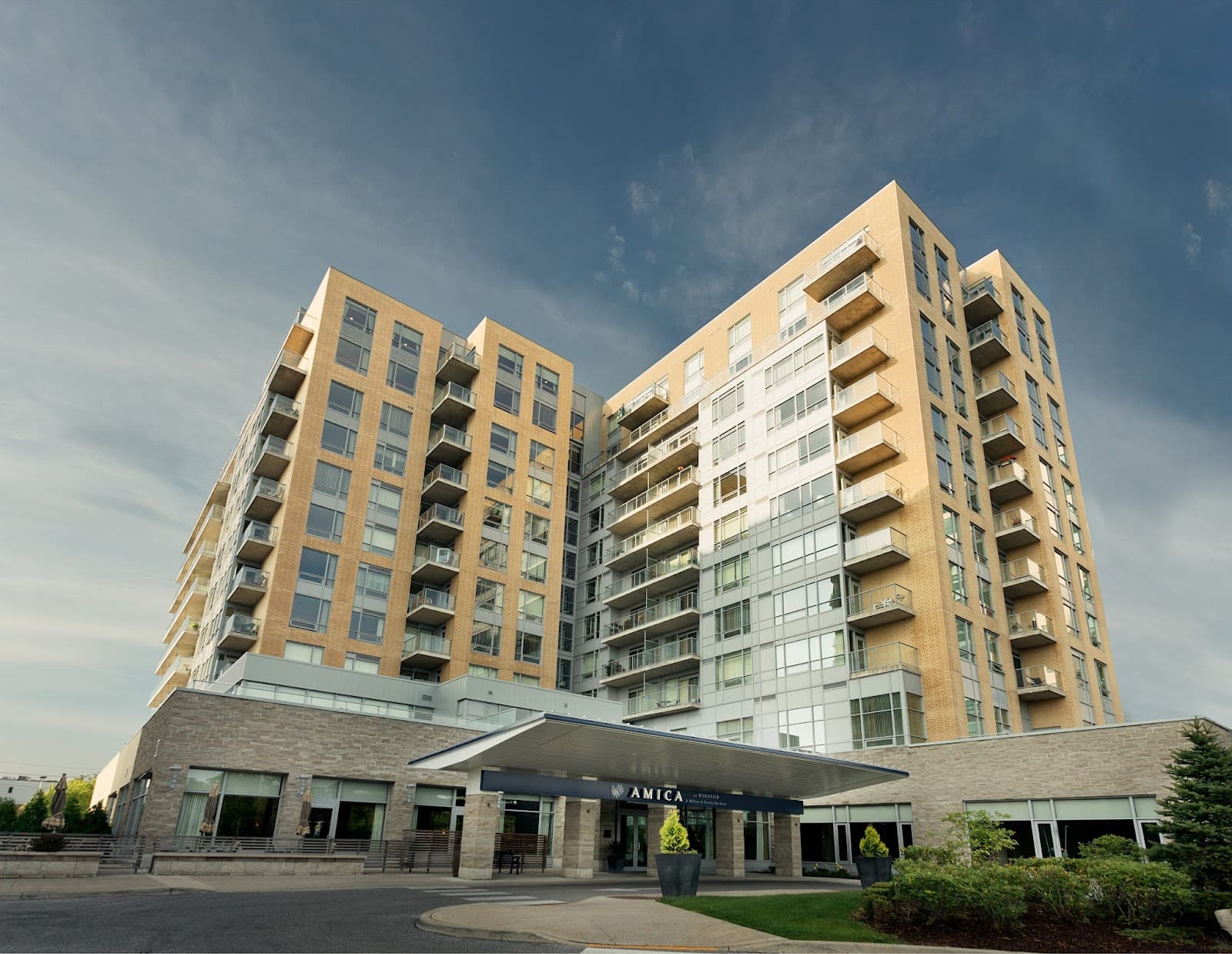 Amica Riverside photo 1 of 4