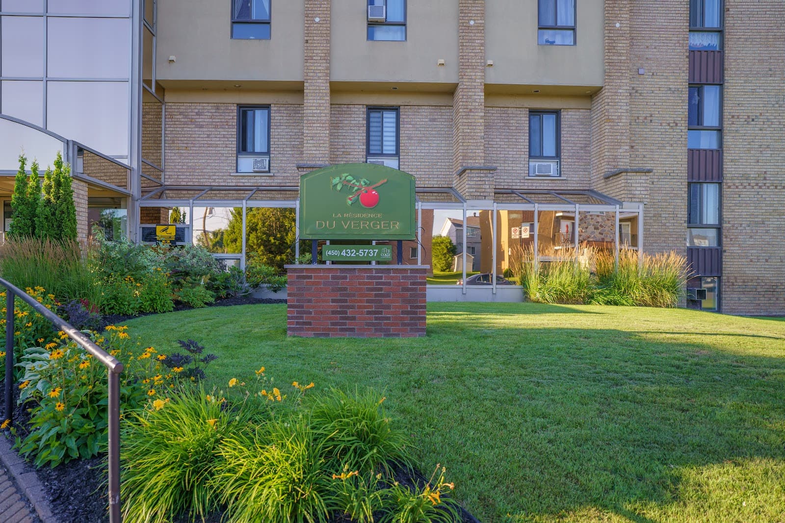 Apple Orchard Residence, retirement home in Saint-Jérôme