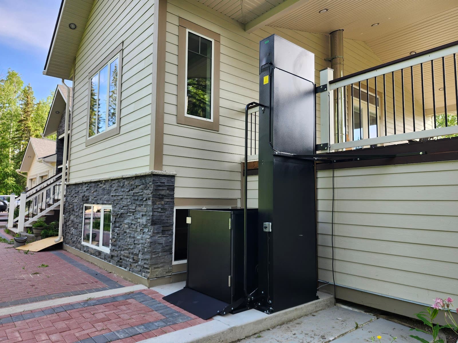Arsenault Elevators & Lifts Inc.