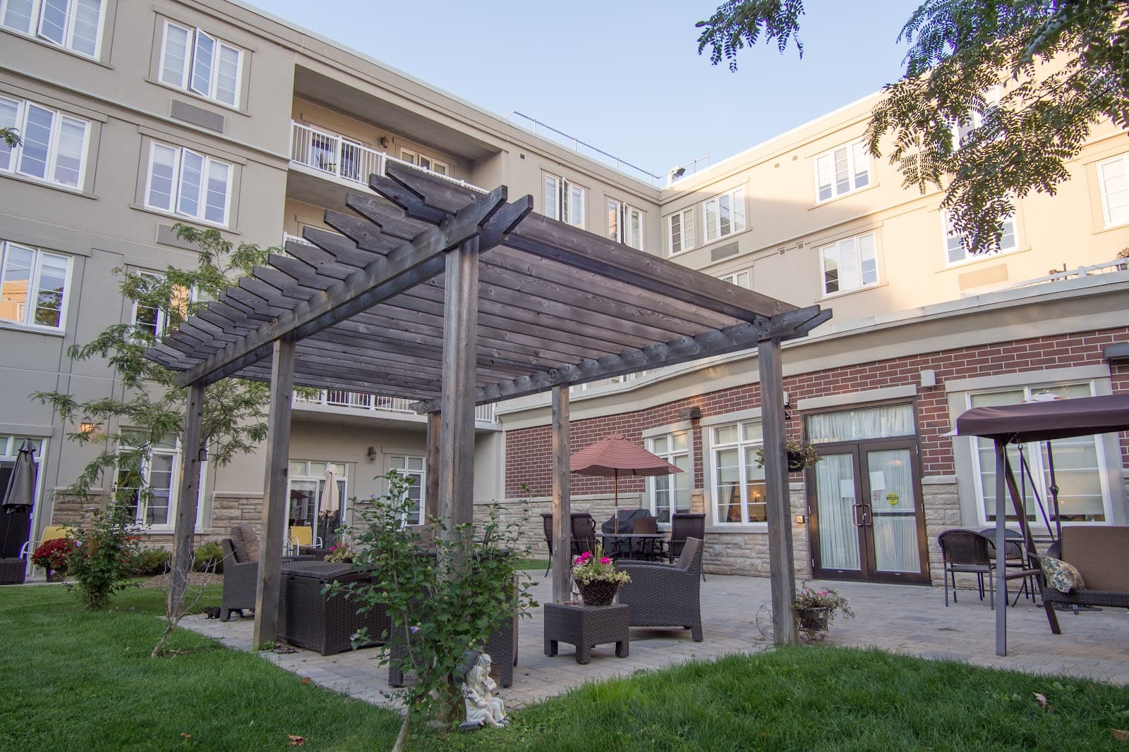 Aspira Valleylands Oshawa Retirement Living photo 1 of 4