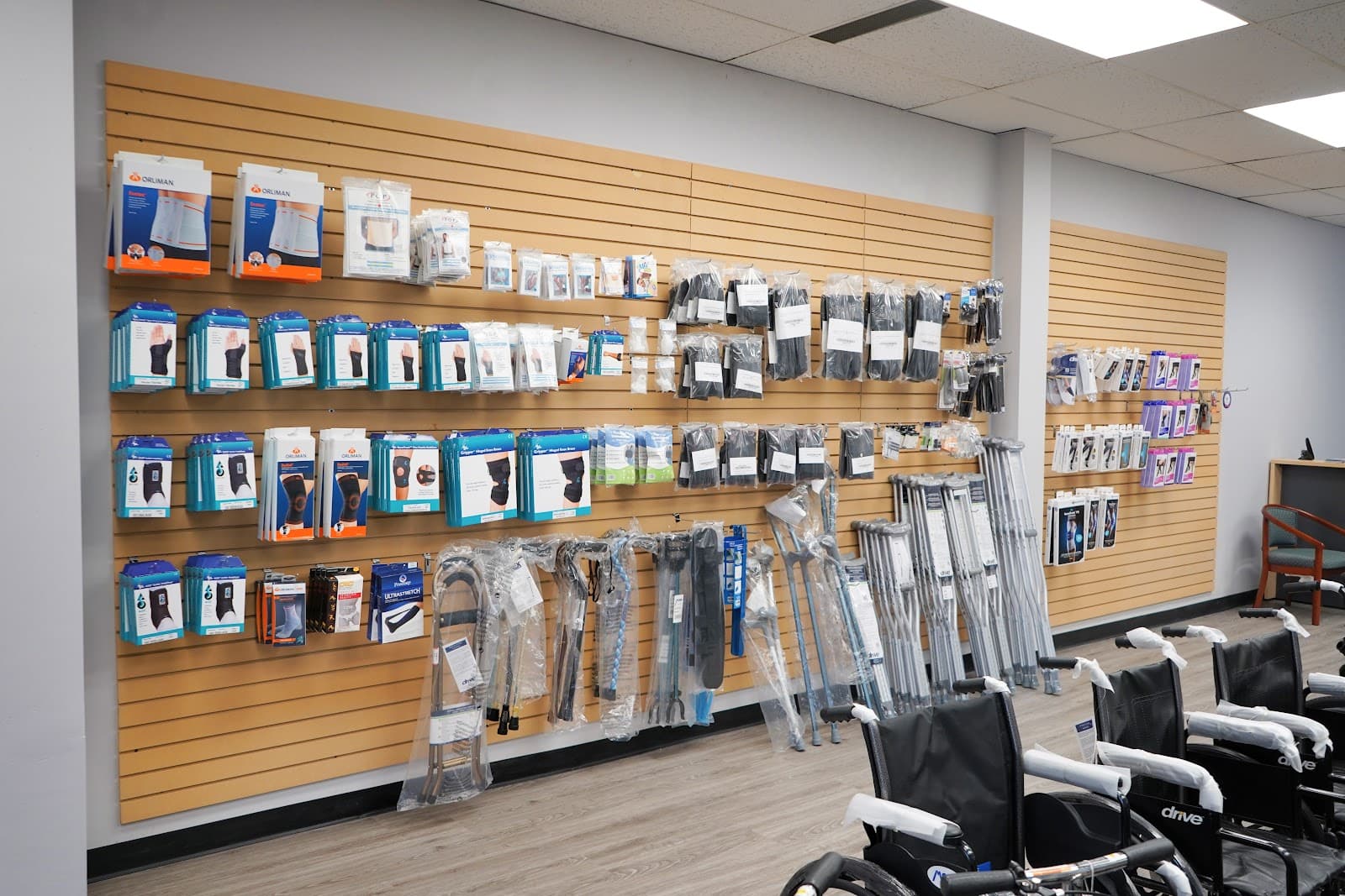 August Home Medical Supplies & Compression Socks photo 4