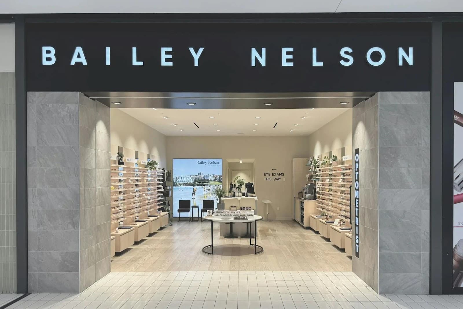 Bailey Nelson Optometrist - Rideau Centre photo 2