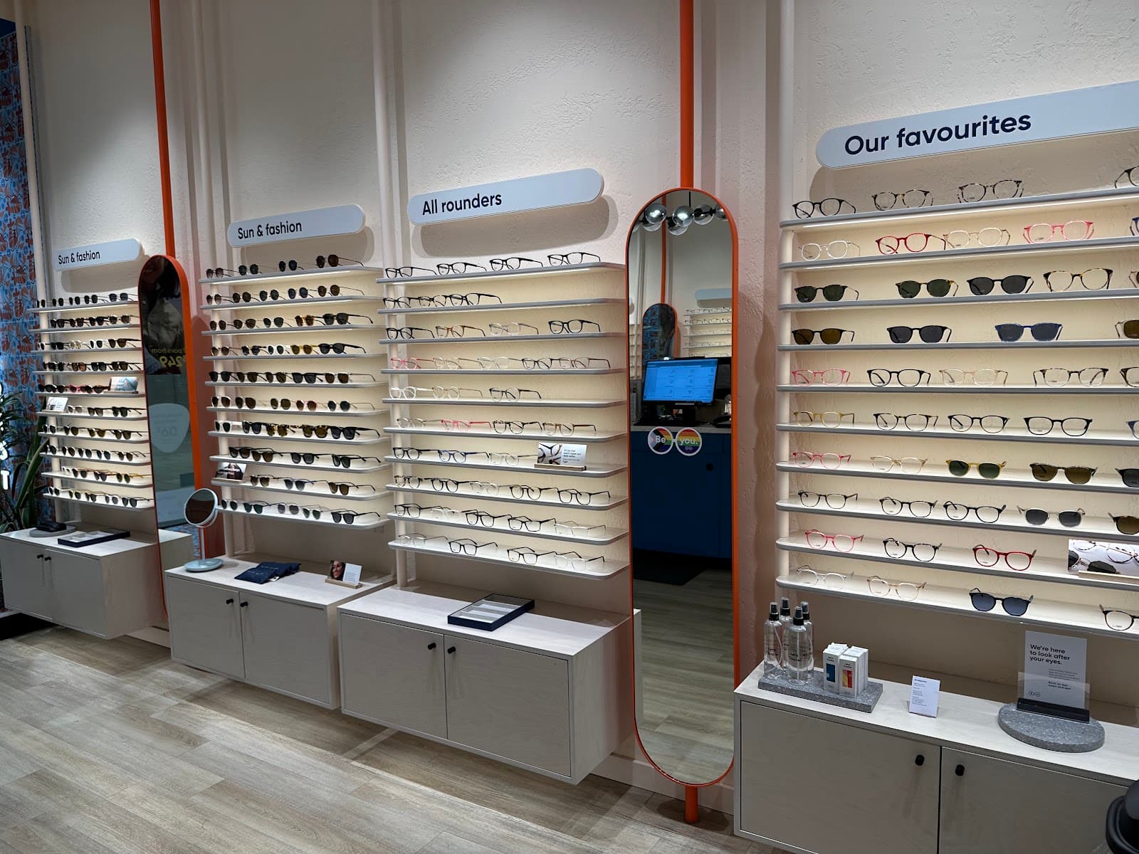 Bailey Nelson & Optometry - Market Mall