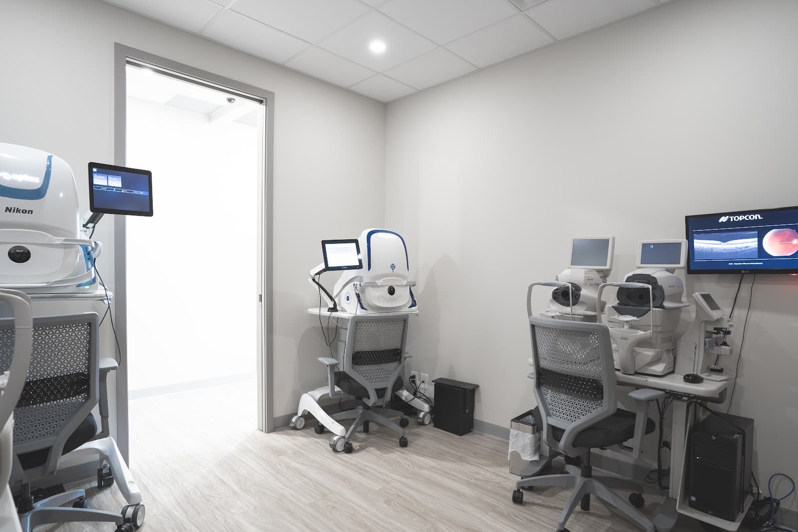 Beyond Vision Optometrists Mill Woods photo 2