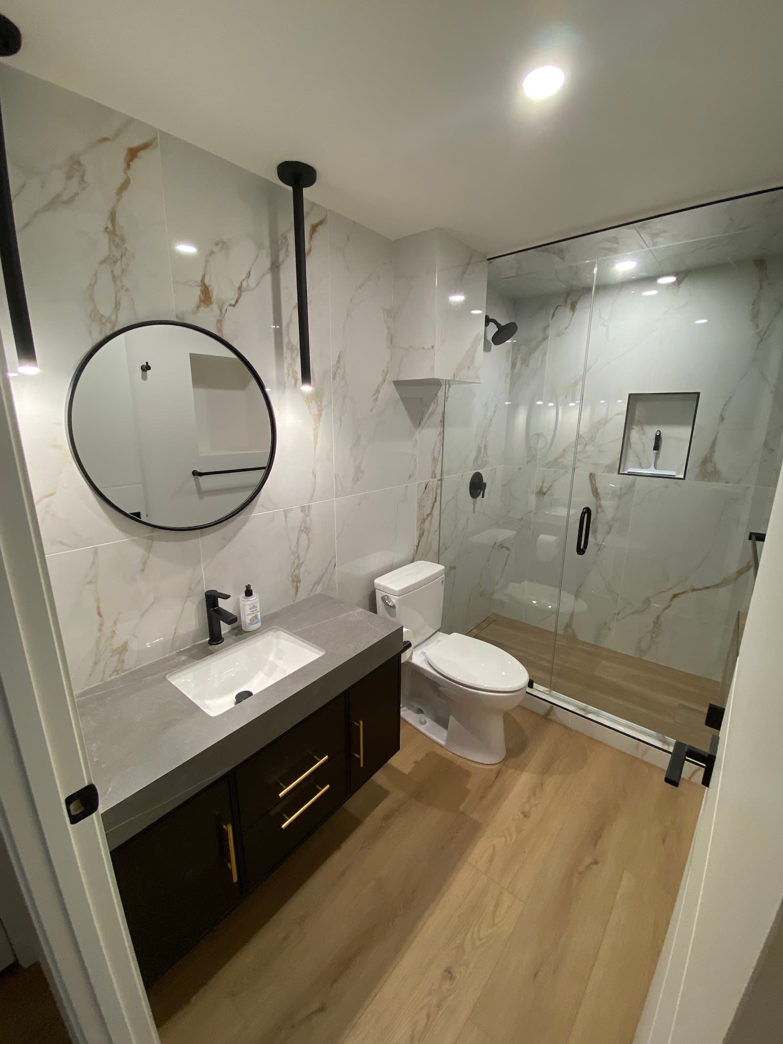 Bold Renos Calgary photo 2