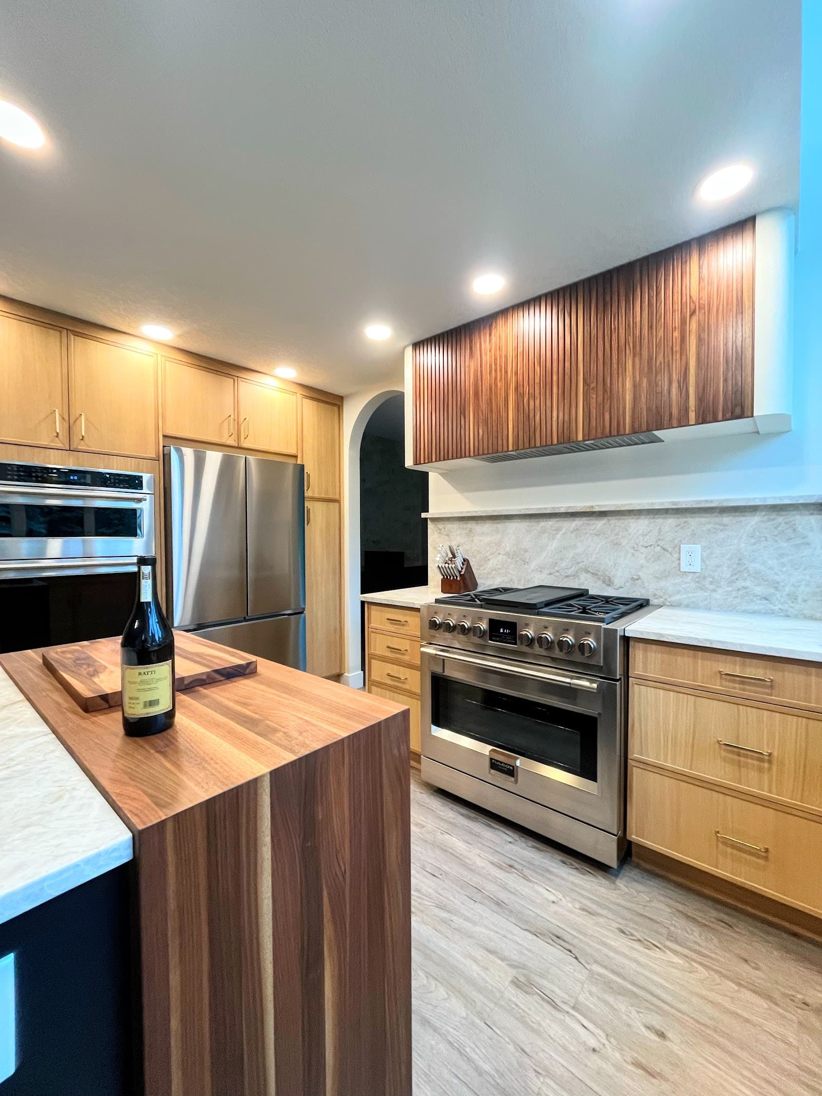 Bold Renos Calgary photo 3