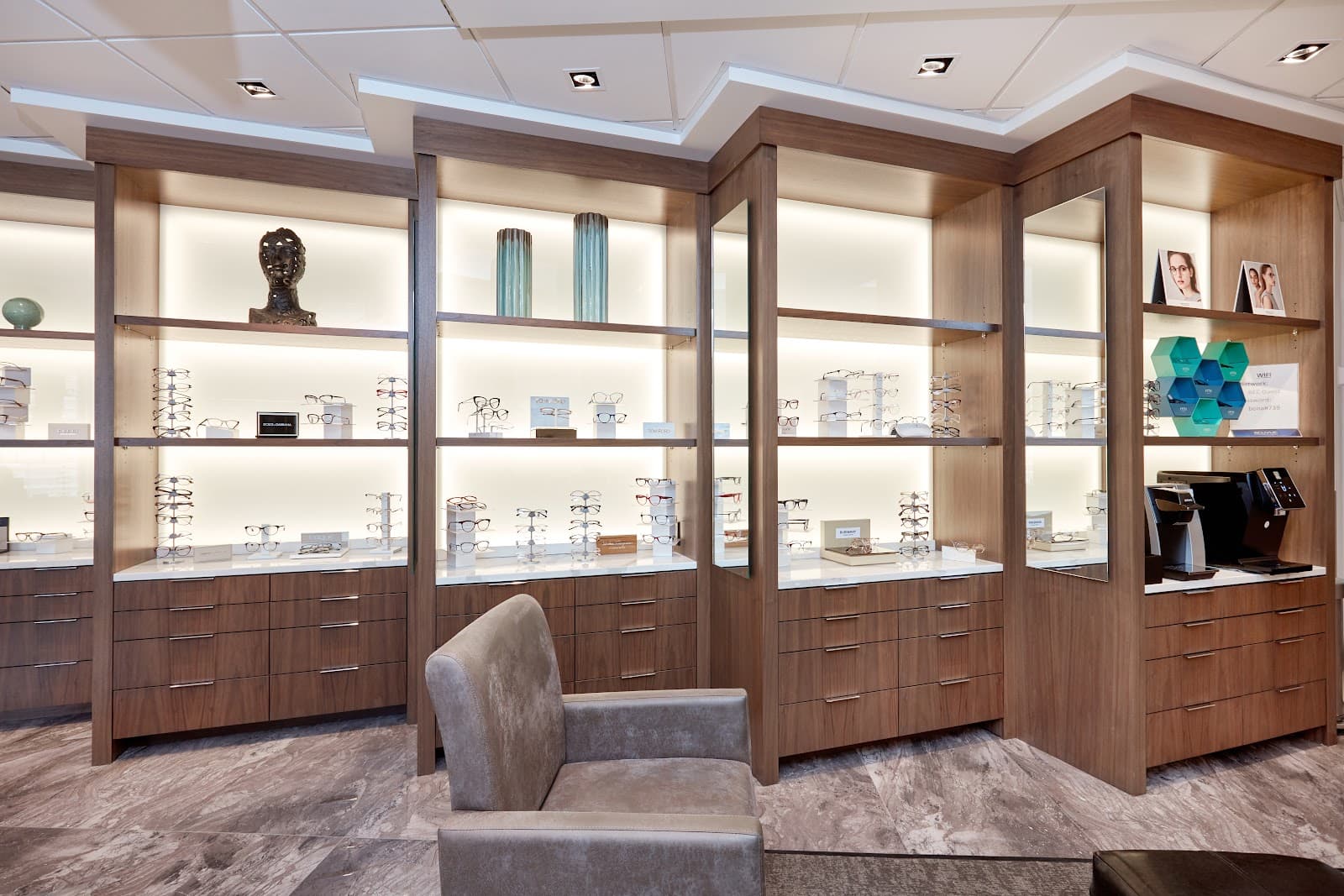 Bonavista Eyecare Clinic photo 5