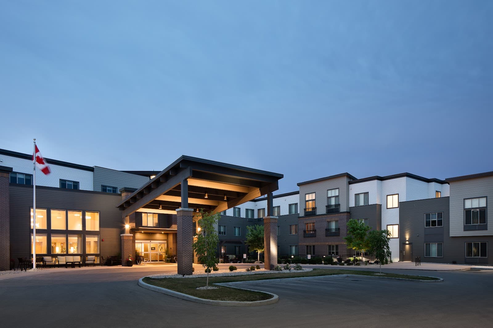 Brightwater Senior Living of Tuxedo photo 3