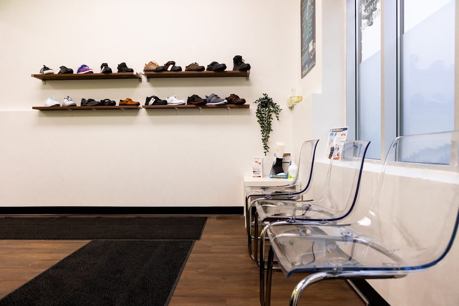 Brooklin Foot & Orthotic Clinic, podiatry & foot care in Whitby, photo 3