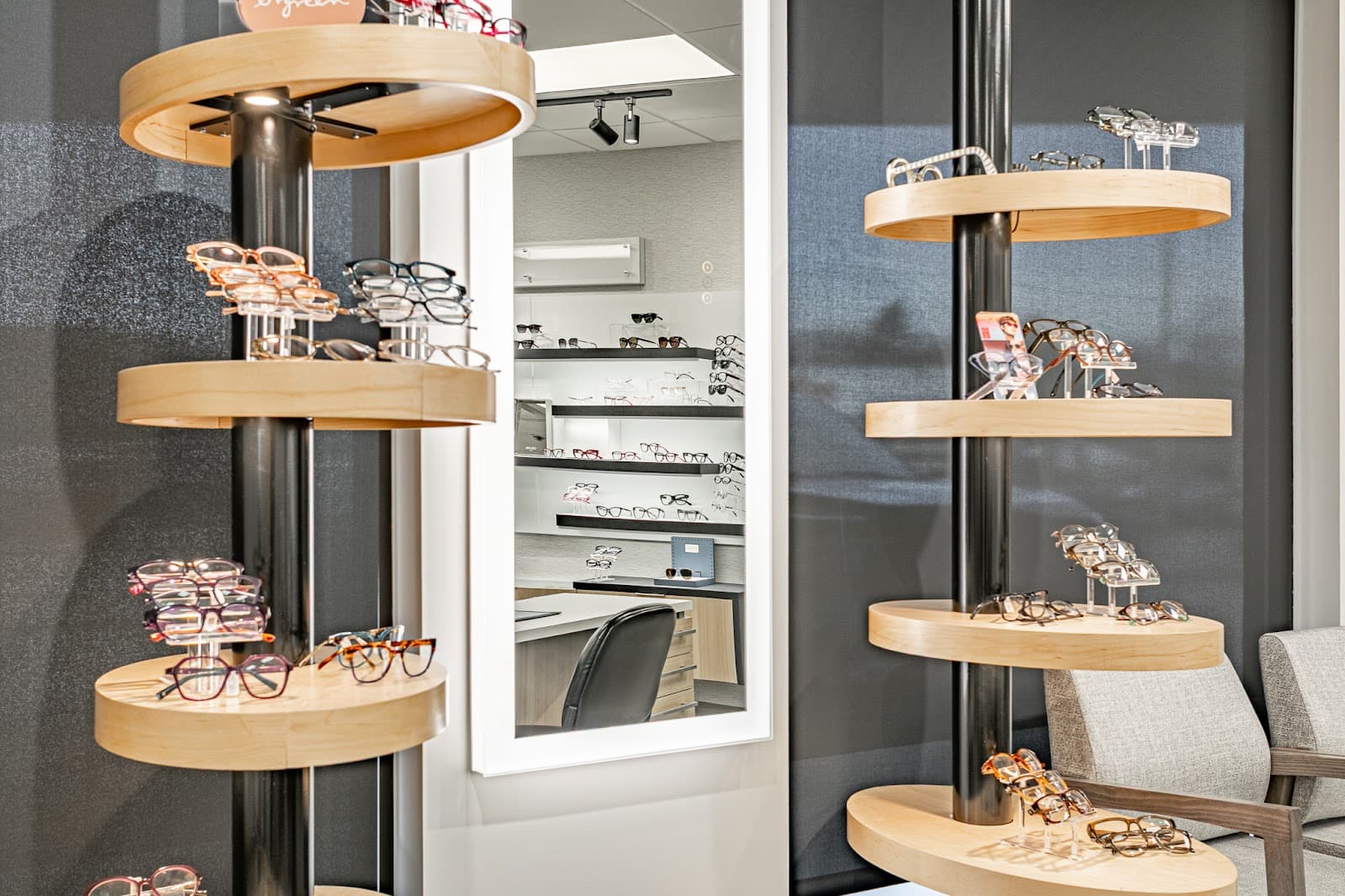 Byron Optometry photo 4