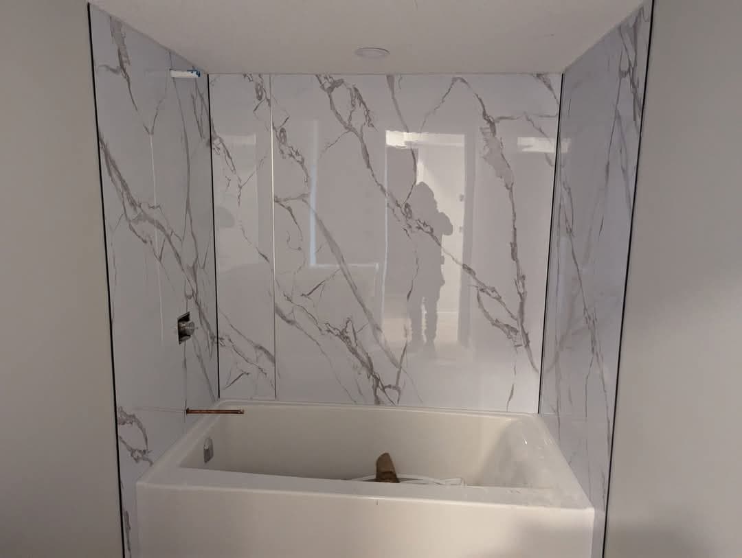 Calgary Bathroom Reface