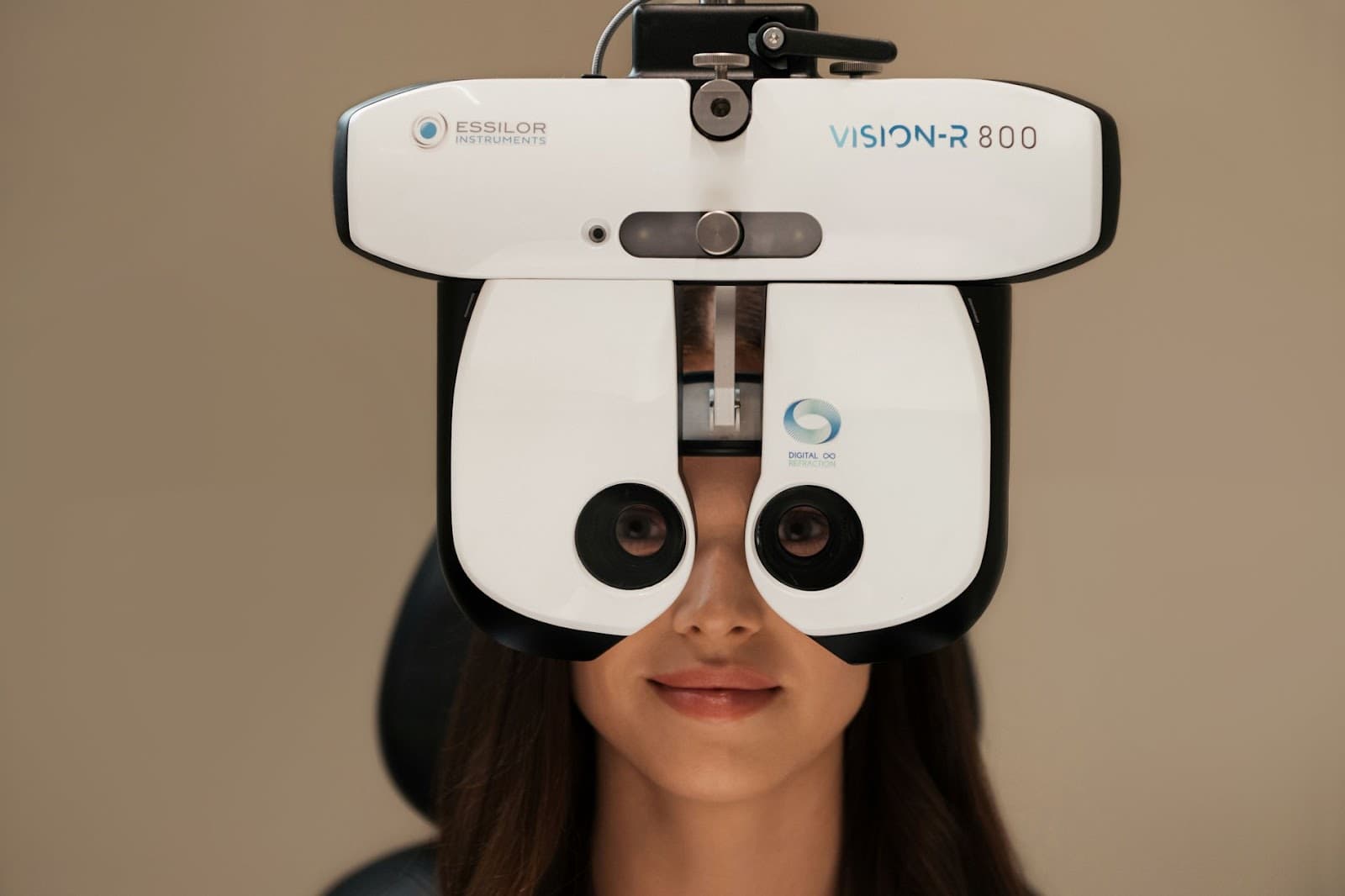 Calgary Eye Clinics - Sunridge Optometry photo 2