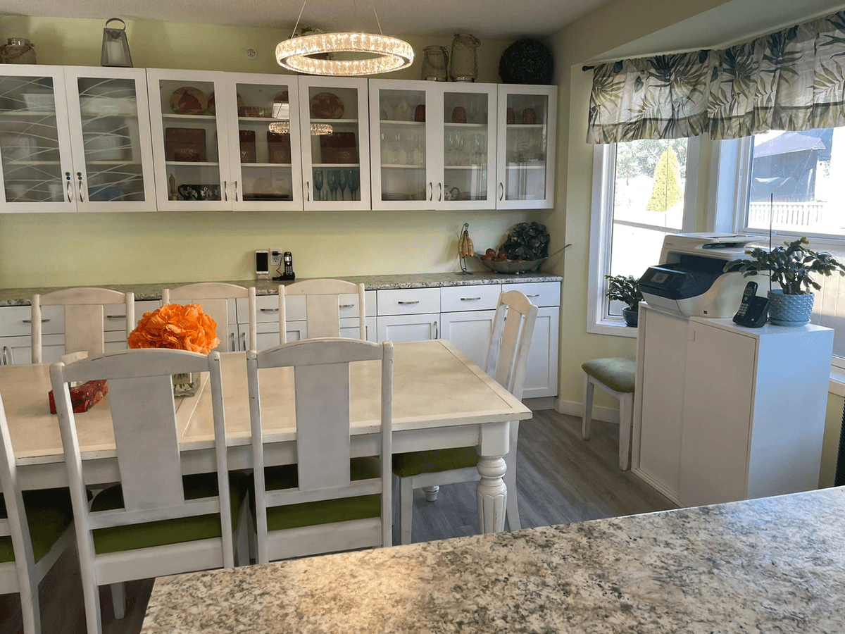 Care Cottages - Long-term care home in Edmonton photo 2