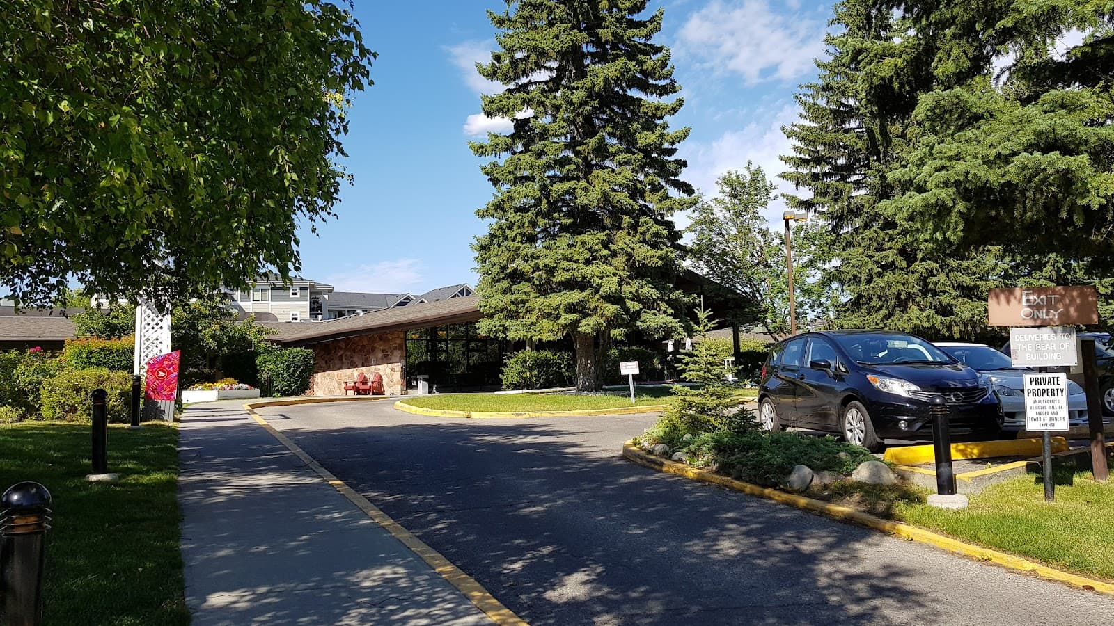 Cedars Villa Extendicare photo 1 of 4