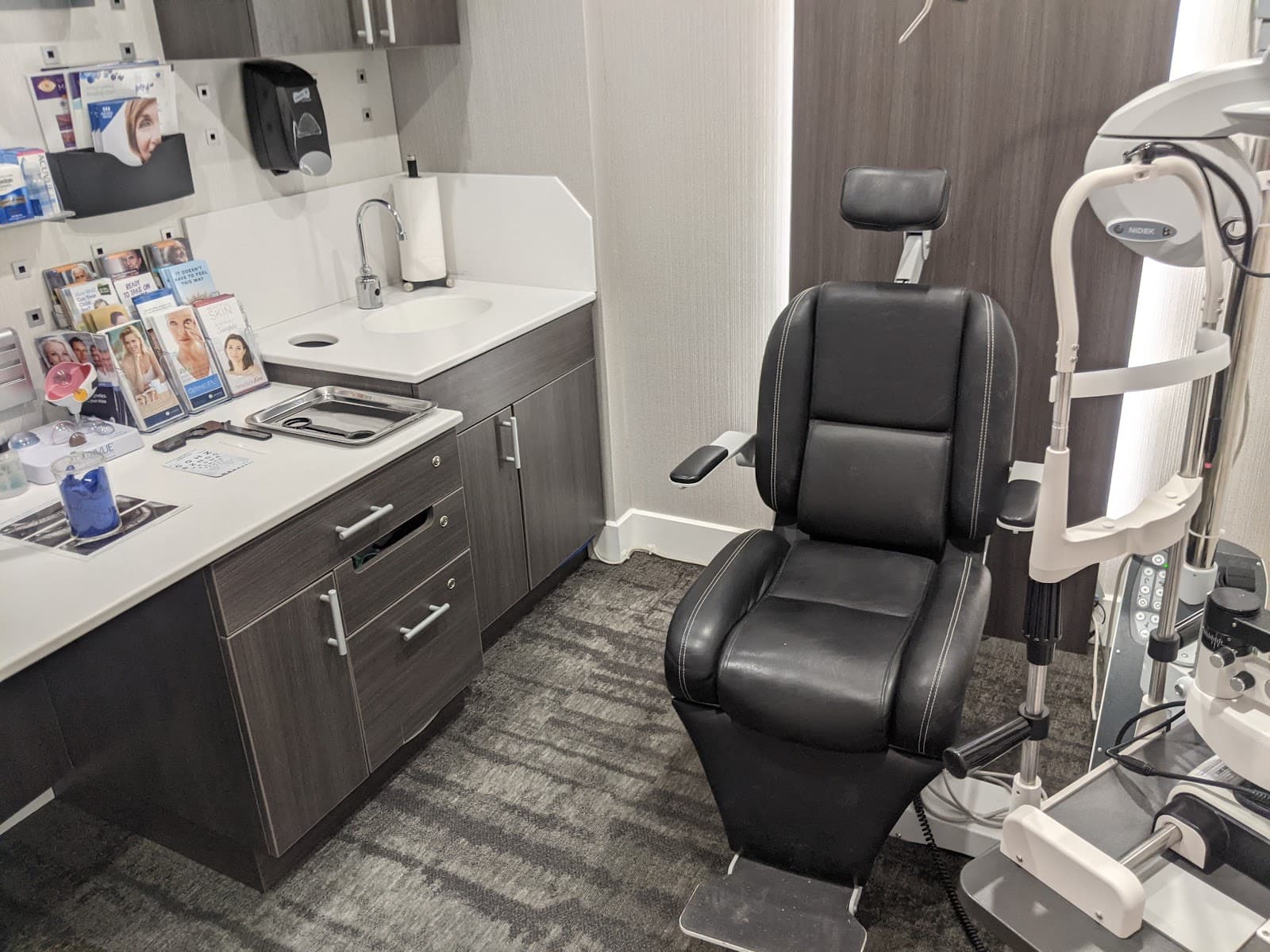 Central Optometry photo 1