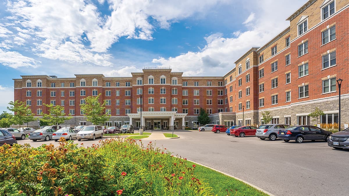 Chartwell Bowmanville Creek Retirement Residence photo 1 of 4