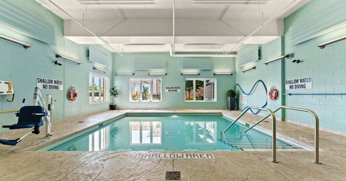 Chartwell Bowmanville Creek Retirement Residence photo 1