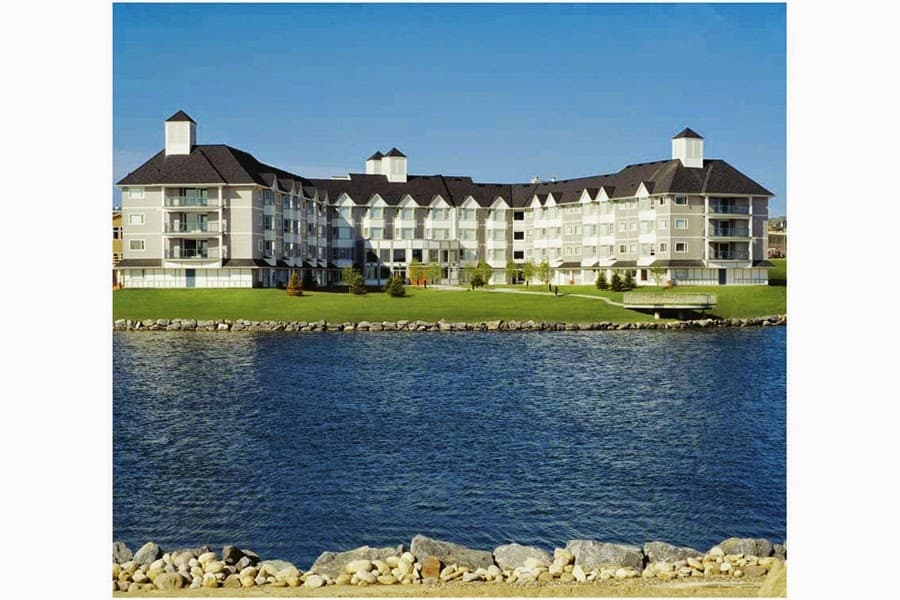 Chartwell Harbours Retirement Residence photo 2