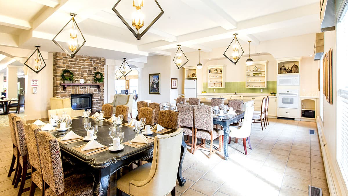 Chartwell Hawthorn Retirement Residence photo 3