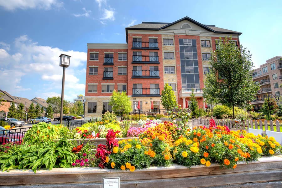 Chartwell Hollandview Trail Retirement Community