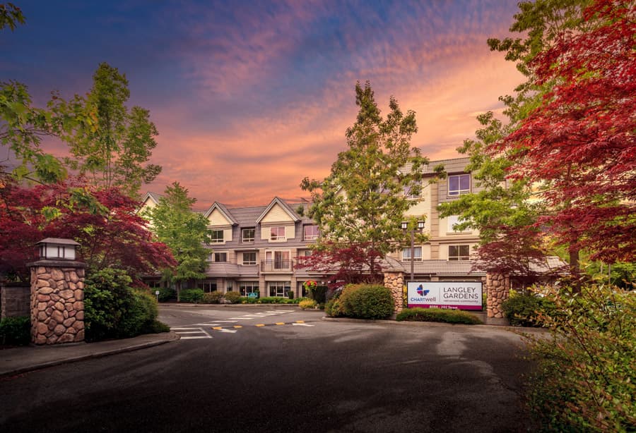 Chartwell Langley Gardens Retirement Residence photo 2