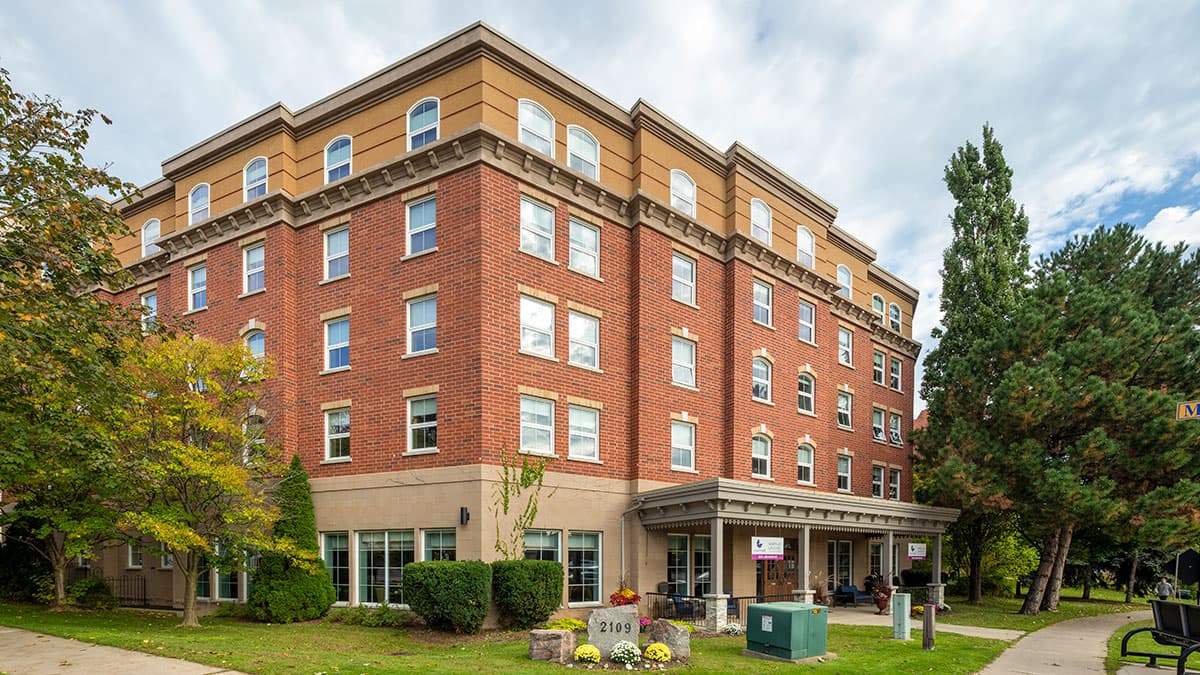 Chartwell Martha's Landing Retirement Residence photo 2
