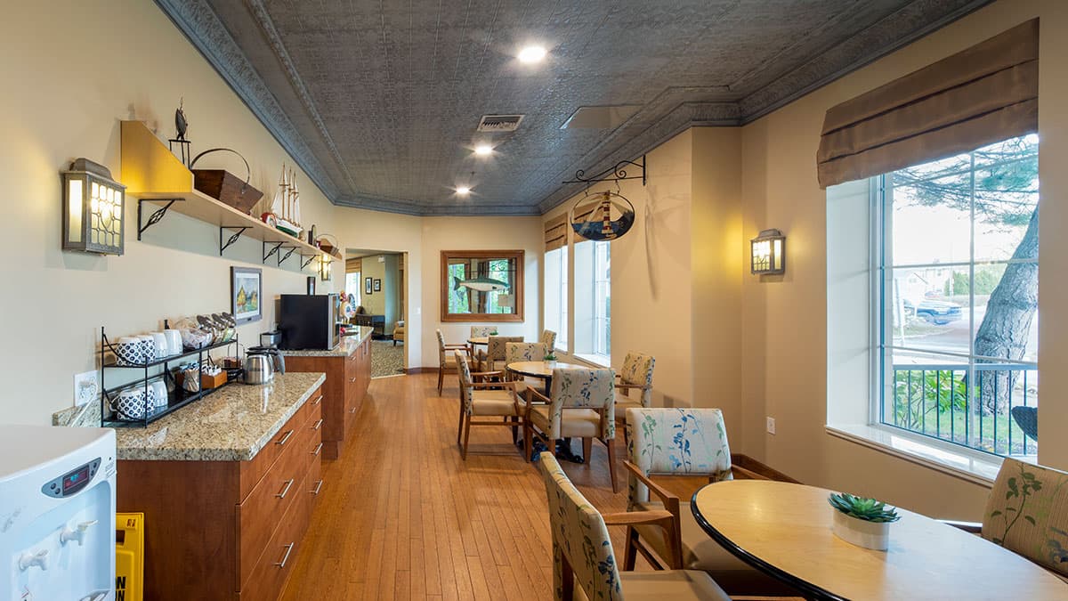 Chartwell Martha's Landing Retirement Residence photo 3