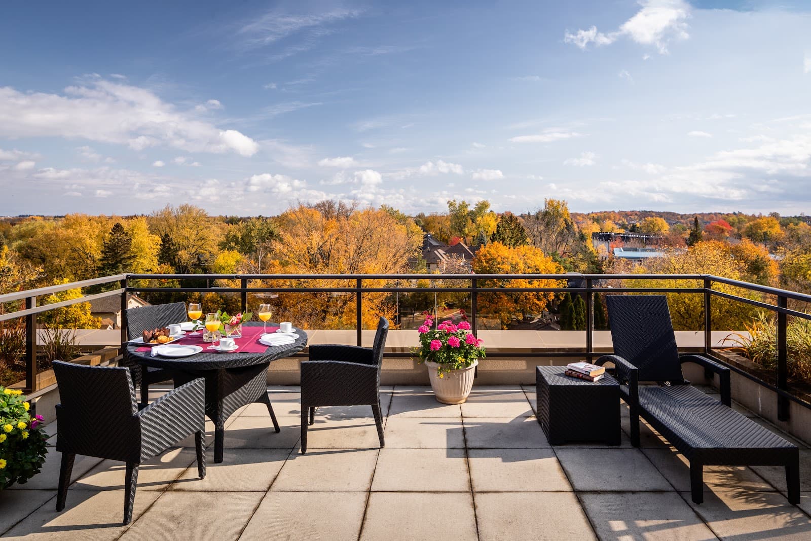 Chartwell Oak Ridges Retirement Residence photo 3