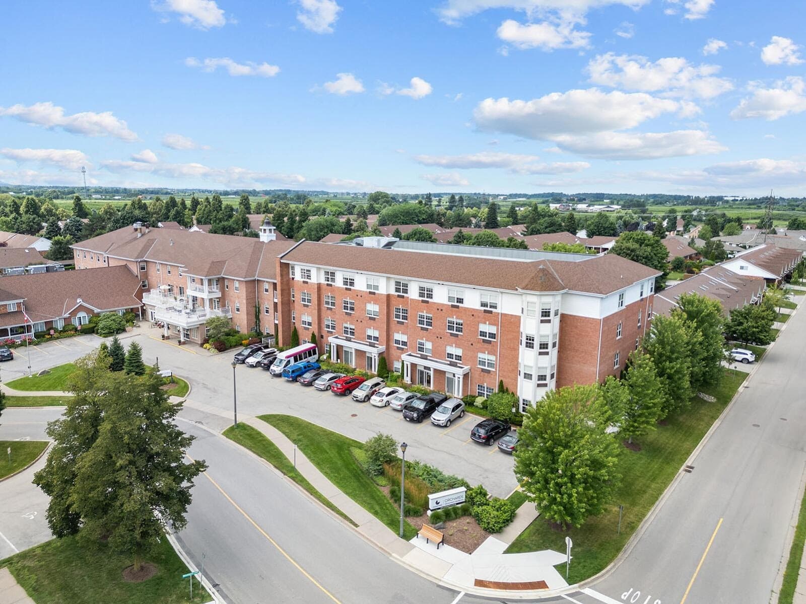 Chartwell Orchards Retirement Residence, retirement home in Lincoln