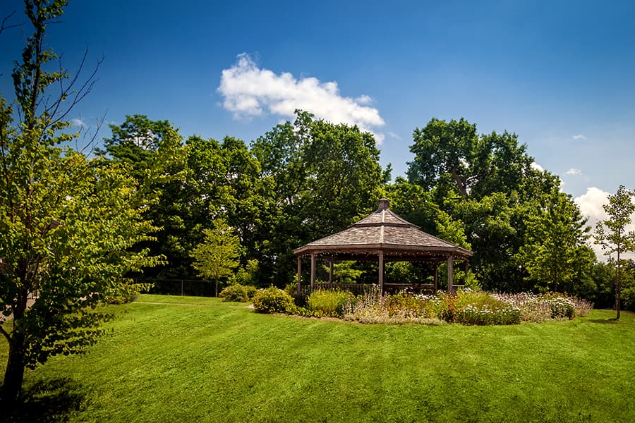 Chartwell Riverside Retirement Residence photo 1 of 4