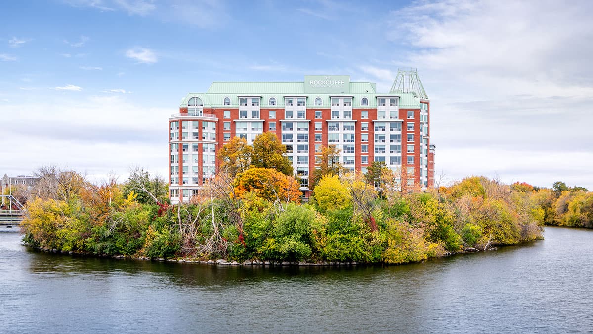 Chartwell Rockcliffe Retirement Residence photo 3