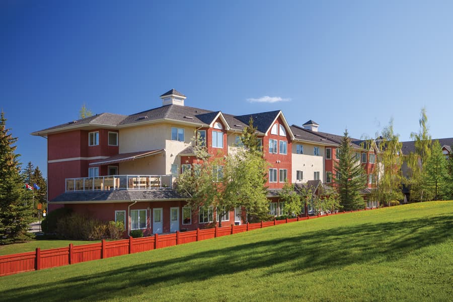 Chartwell Royal Park Retirement Residence photo 2