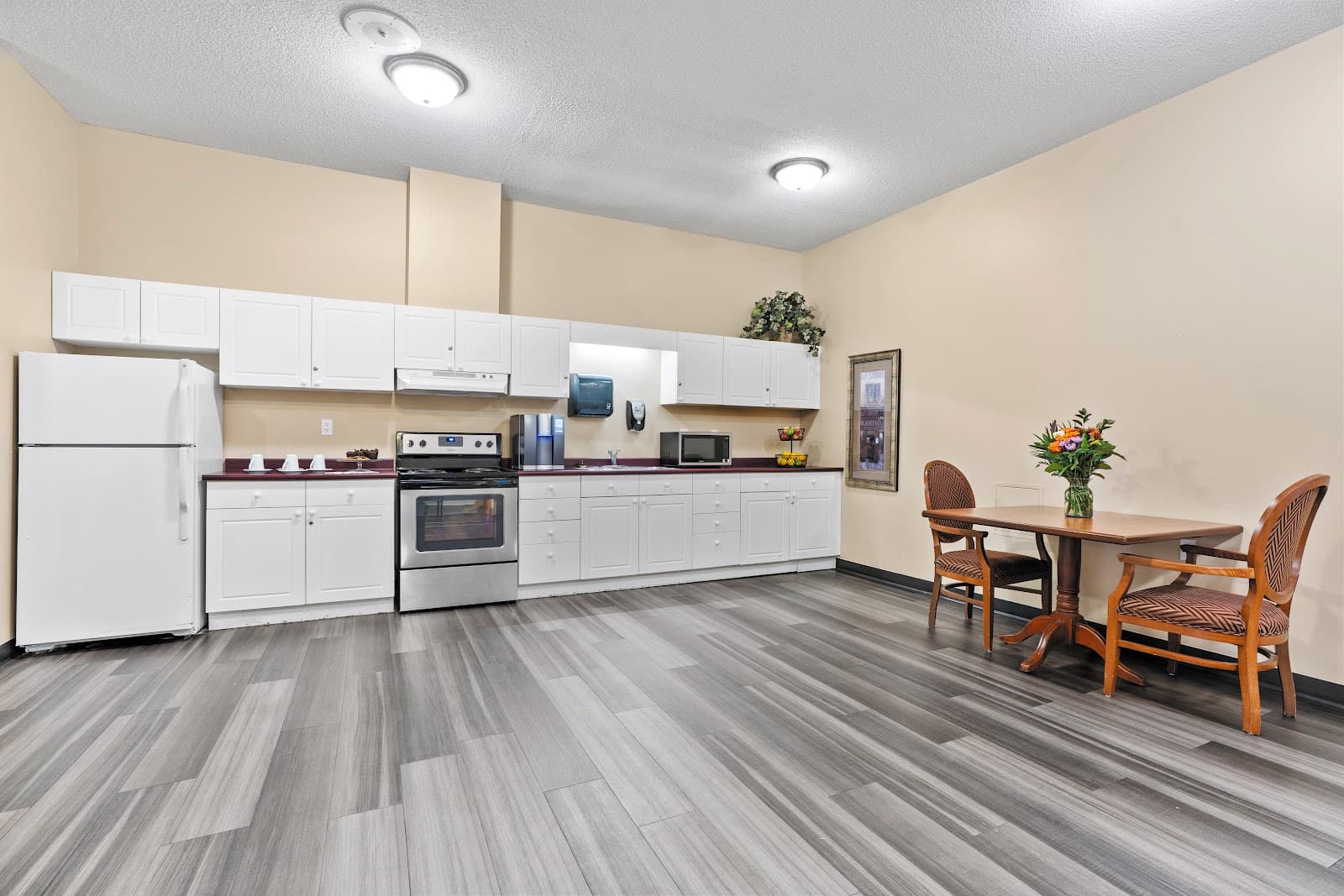Chartwell Southwind Retirement Residence photo 3