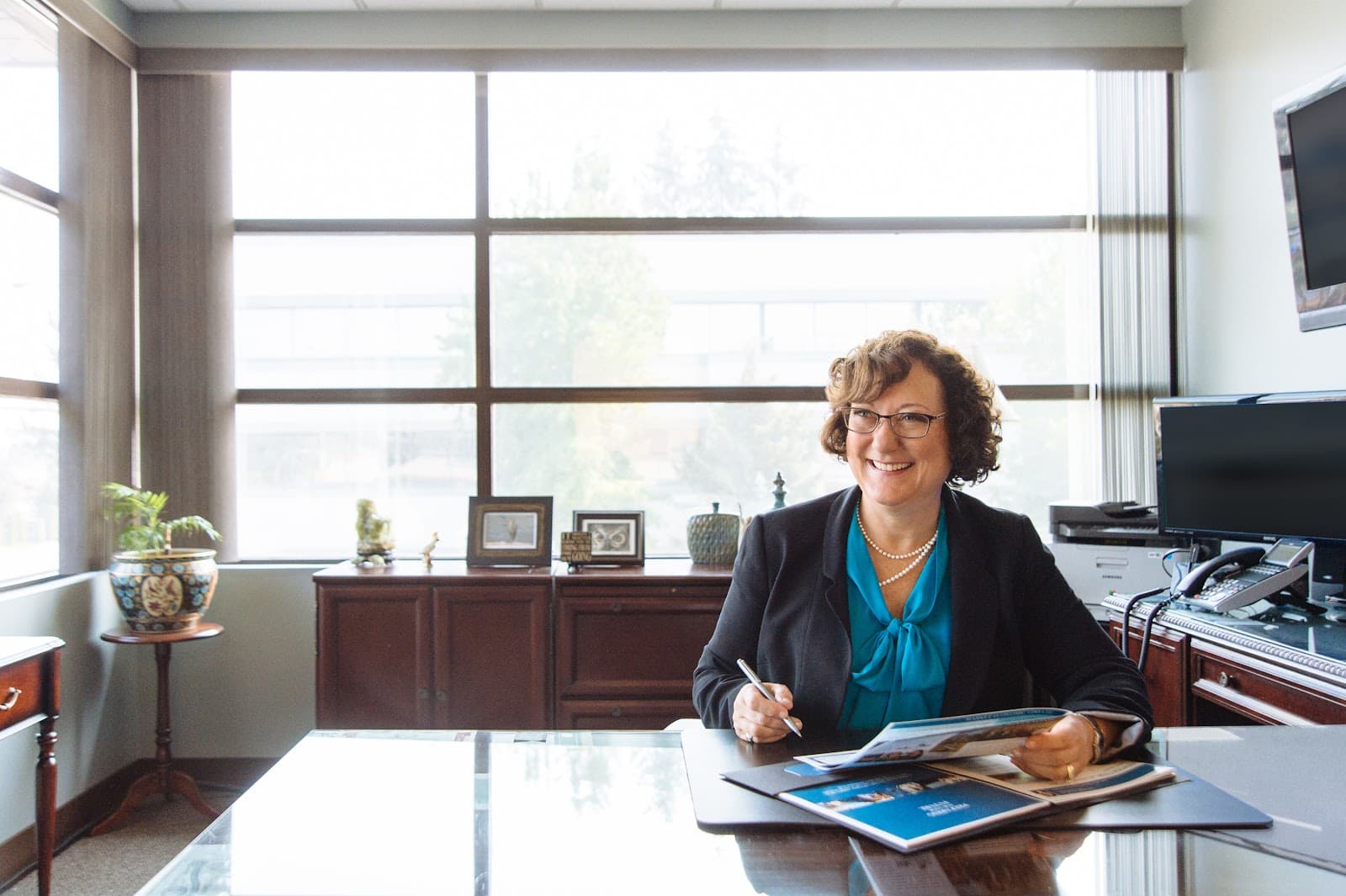 Cindy Boury Private Wealth Management of Raymond James Ltd.